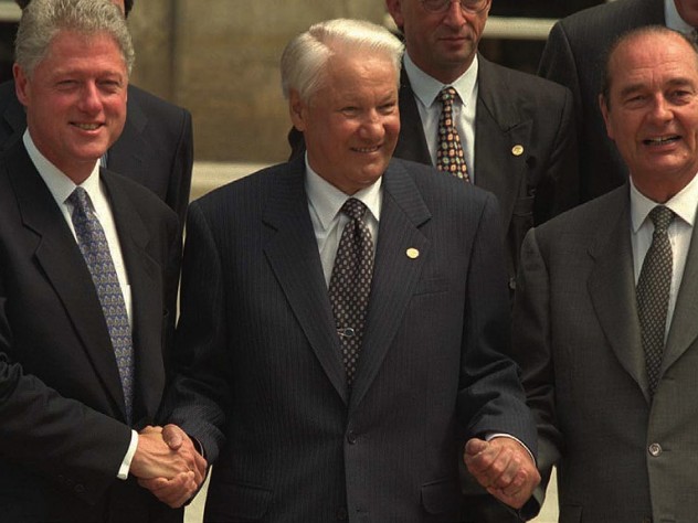 Clinton with Boris Yeltsin and Jacques Chirac, May 27, 1997, in Paris