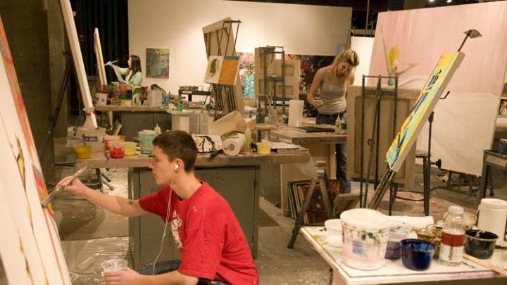 Student artists at work in the Carpenter Center.